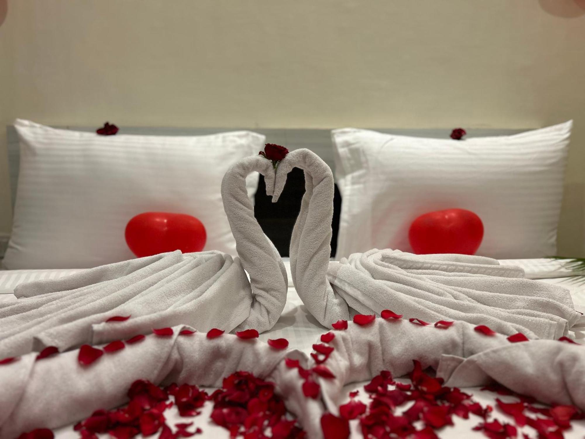 Trattino Resorts Panchgani Exteriör bild