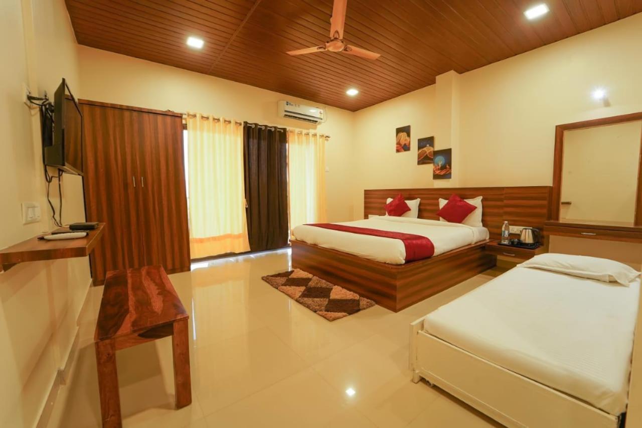 Trattino Resorts Panchgani Exteriör bild
