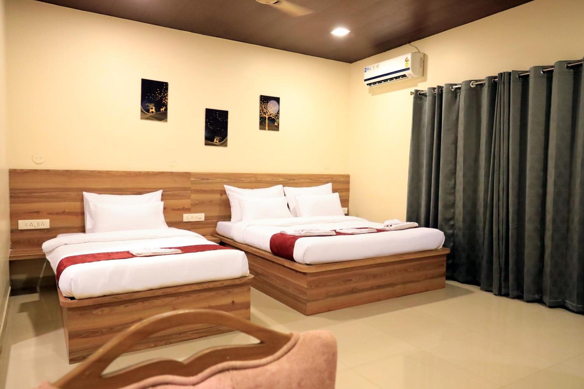 Trattino Resorts Panchgani Exteriör bild