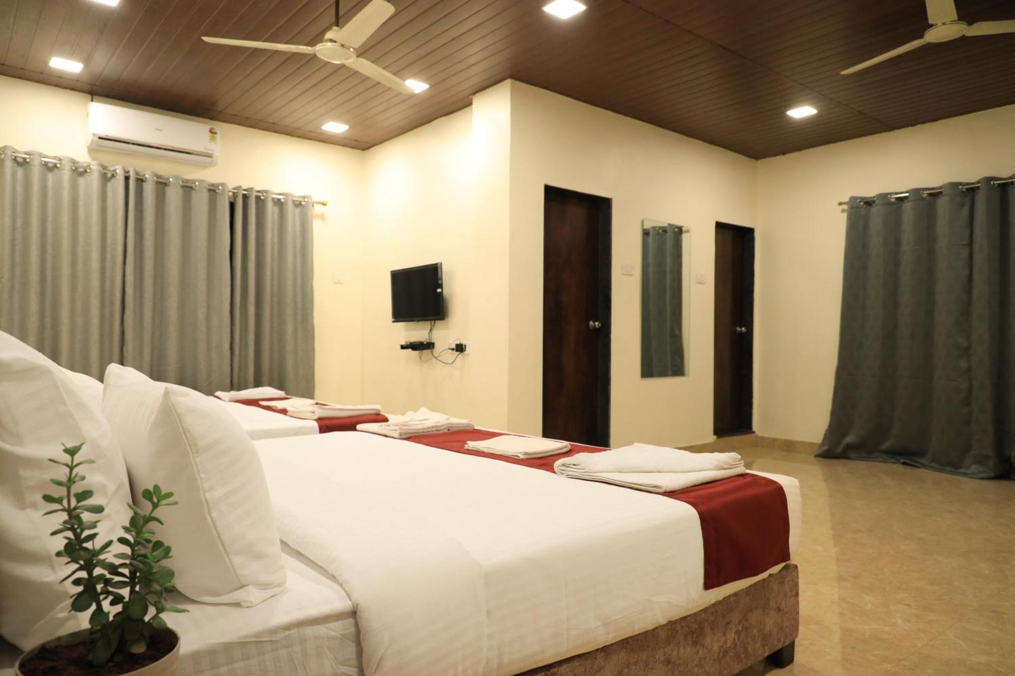 Trattino Resorts Panchgani Exteriör bild